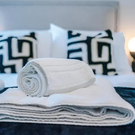 Bright Centre 2-bed Apt, Super-fast Wifi Appartement