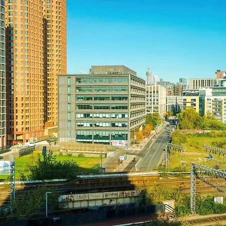 Bright Centre 2-bed Apt, Super-fast Wifi Appartement *