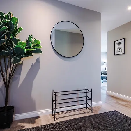 Bright Centre 2-bed Apt, Super-fast Wifi Leeds (West Yorkshire)