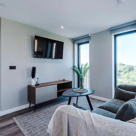 Bright Centre 2-bed Apt, Super-fast Wifi * 리즈